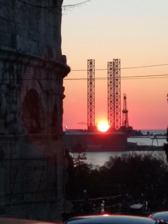 Apartment Amfiteatar Moris Pula Exteriér fotografie